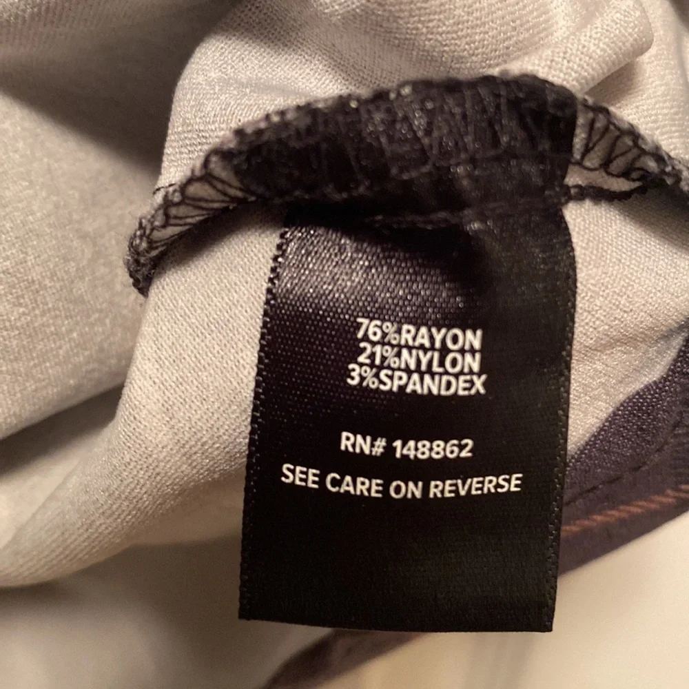 Brand New Torrid Black Plaid Lace Up Top…size 2/2X/18-20 - Picture 5 of 6